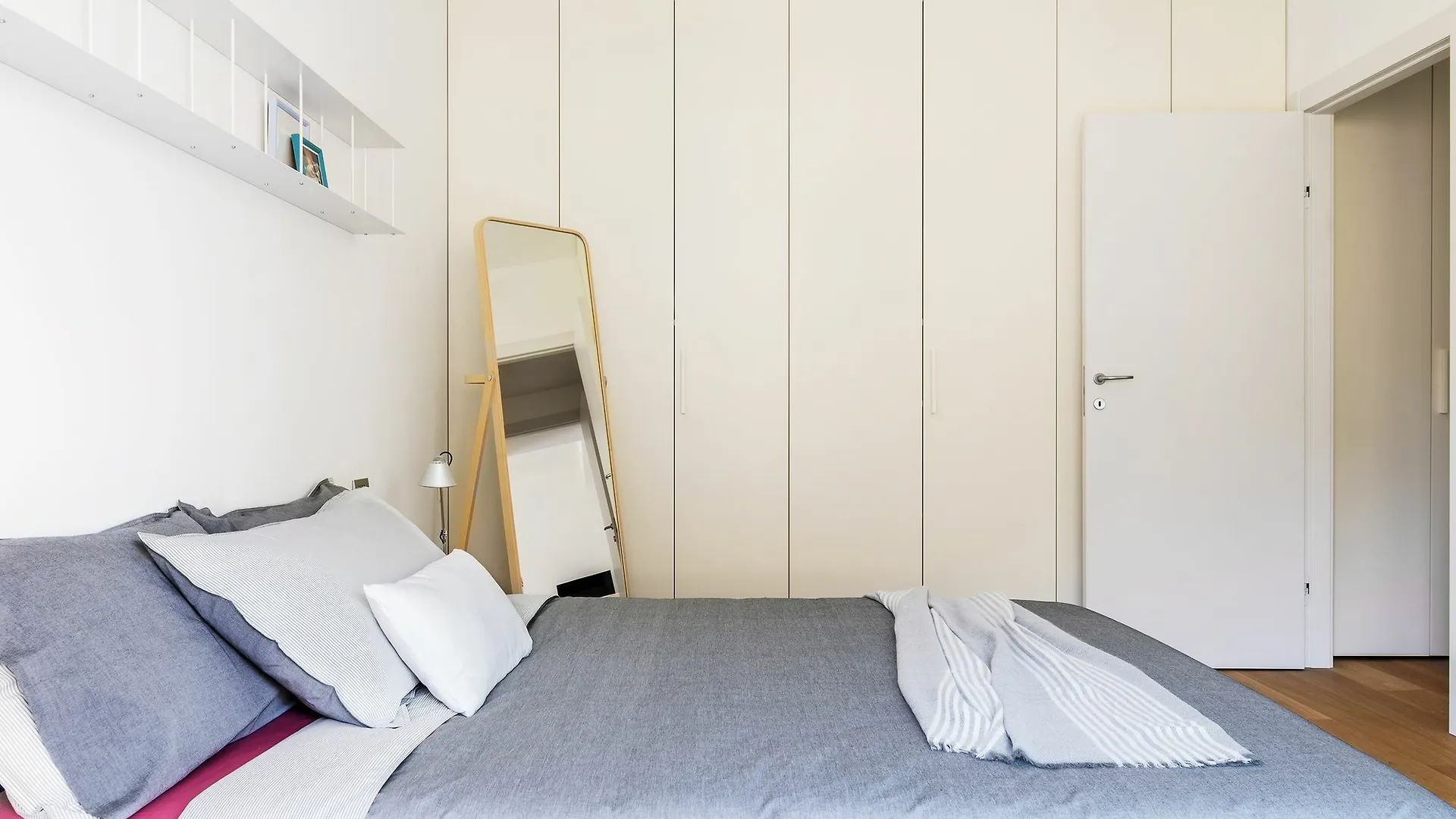Joivy Stylish 1-Bedroom Flat Milano Appartamento